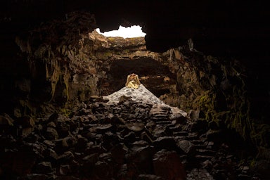 Iceland: Cave Light